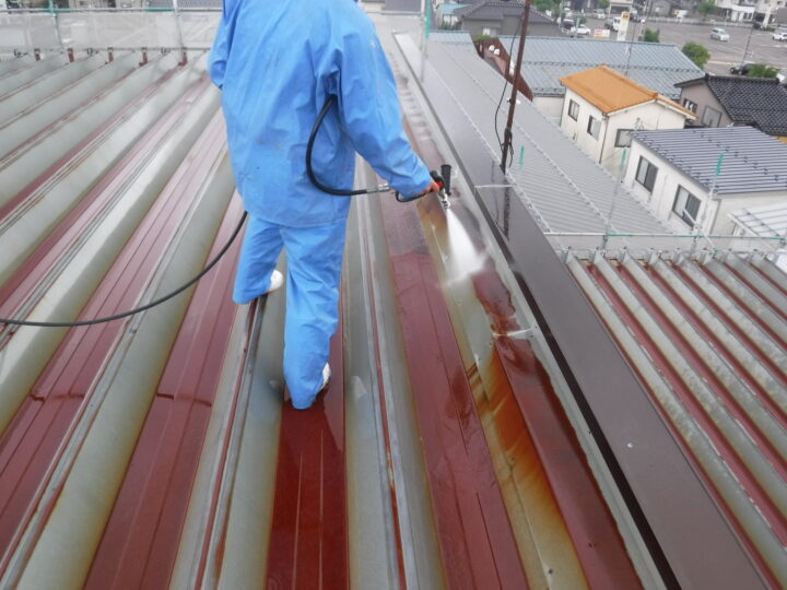 折版屋根塗装改修工事①
